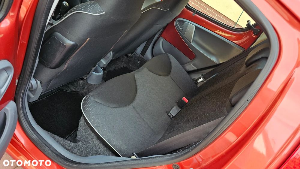 Peugeot 107 (70) 68 Access - 24