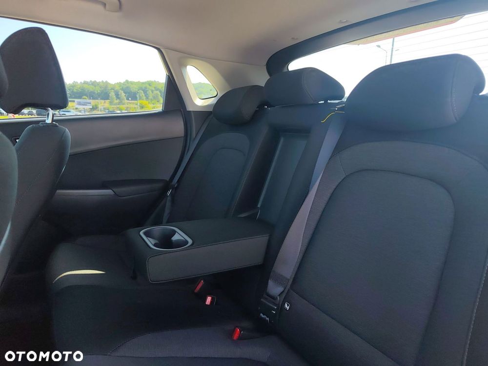 Hyundai Kona - 16