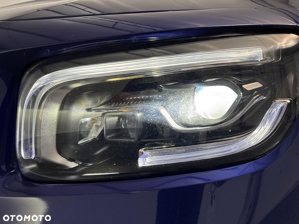 Mercedes-Benz GLB 200 d 4-Matic AMG Line 8G-DCT - 27