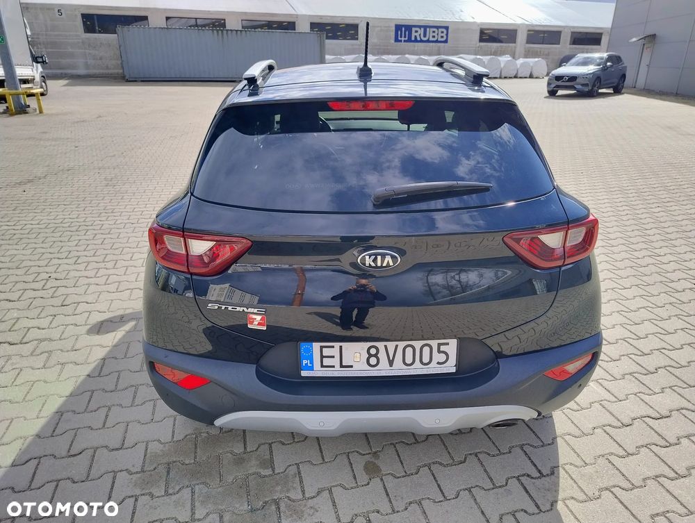 Kia Stonic - 15