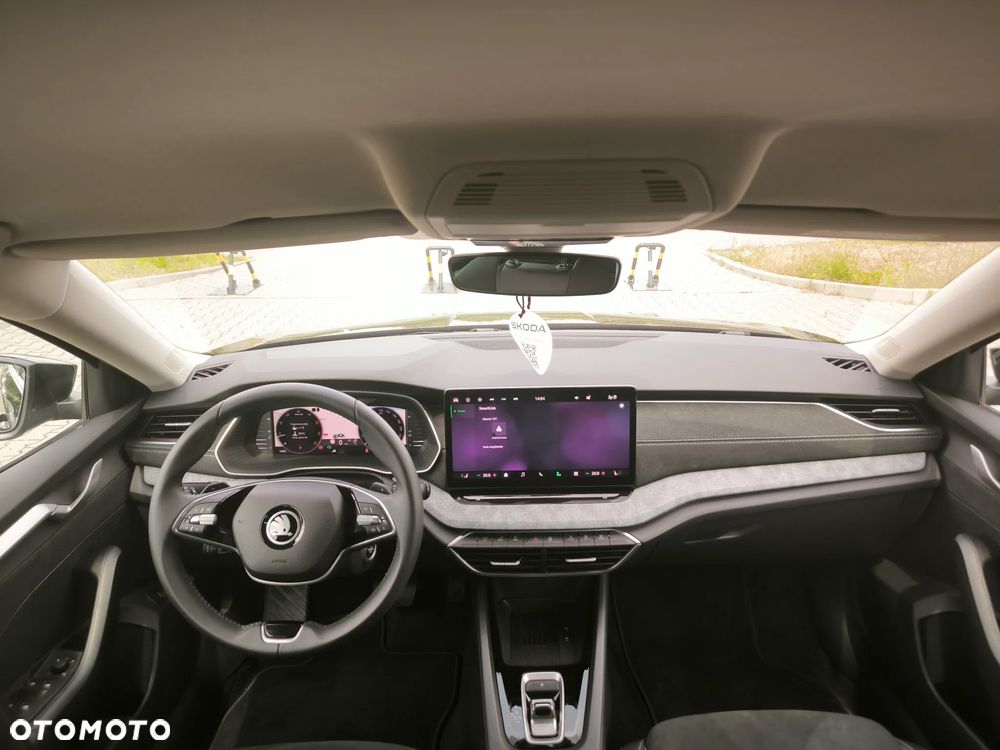 Skoda Octavia 2.0 TDI Selection DSG - 9