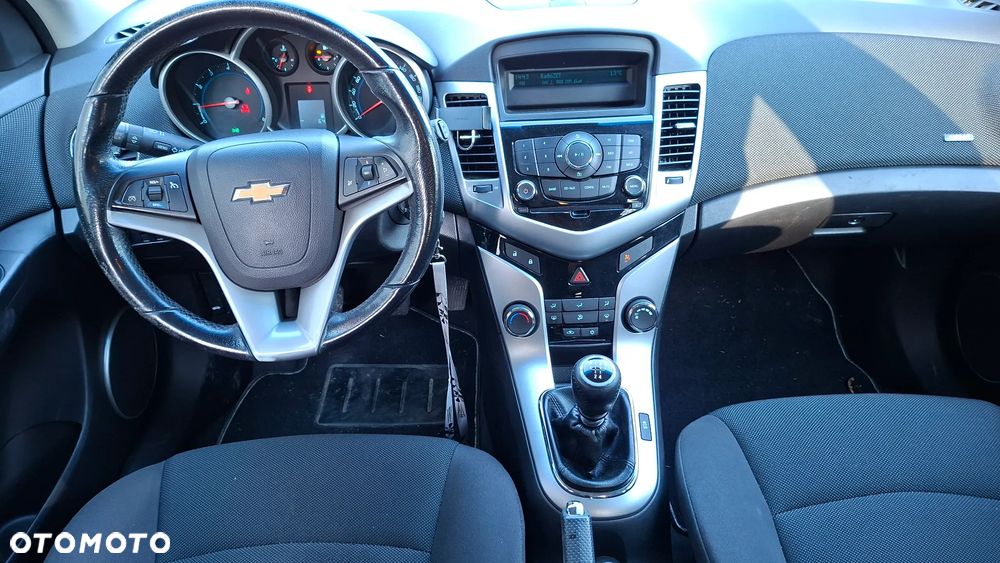 Chevrolet Cruze - 5