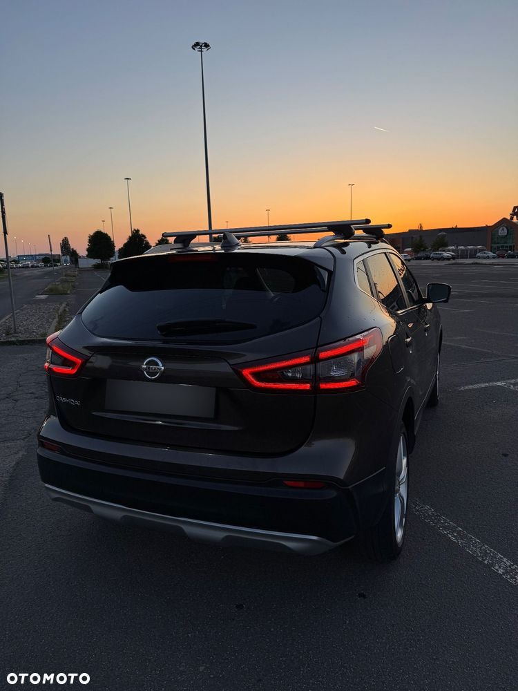 Nissan Qashqai 1.3 DIG-T N-Connecta - 10