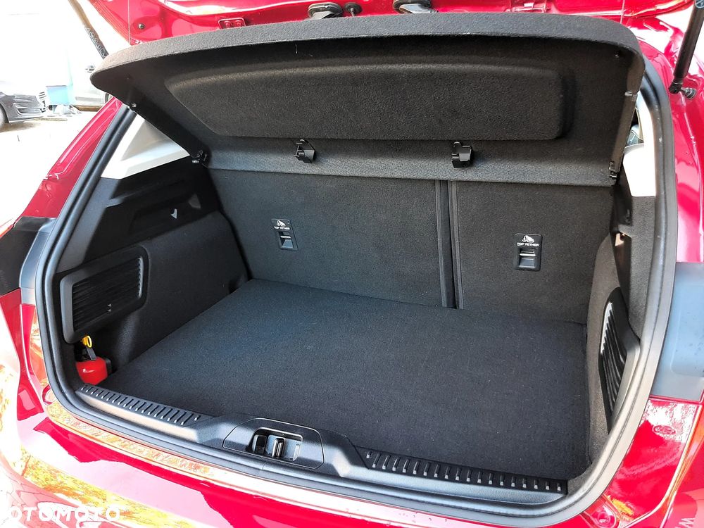 Ford Focus 1.0 EcoBoost Titanium - 23