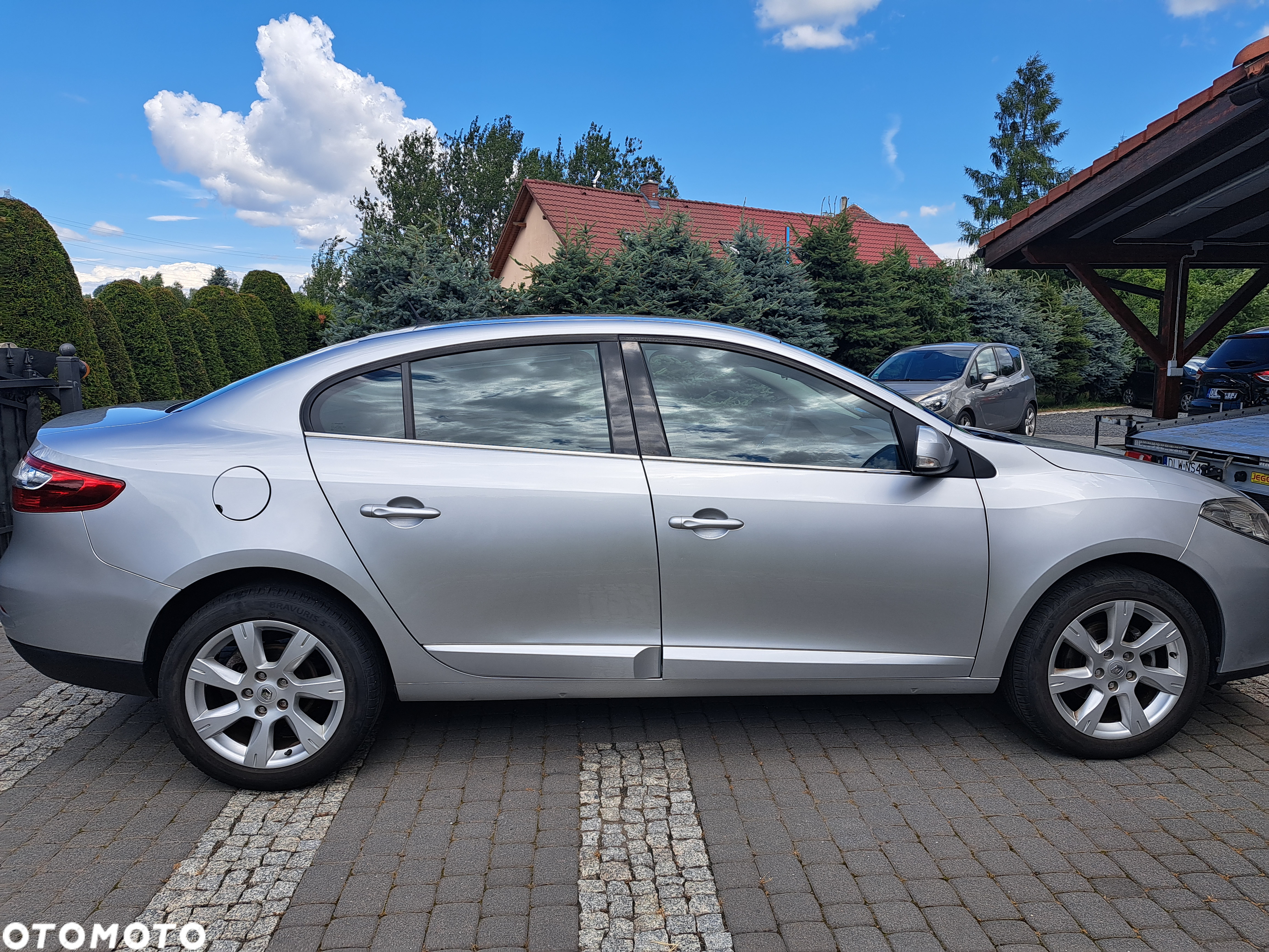 Renault Fluence 2.0 16V 140 Dynamique - 4