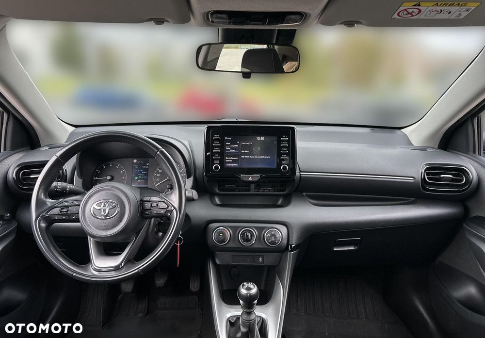 Toyota Yaris - 11