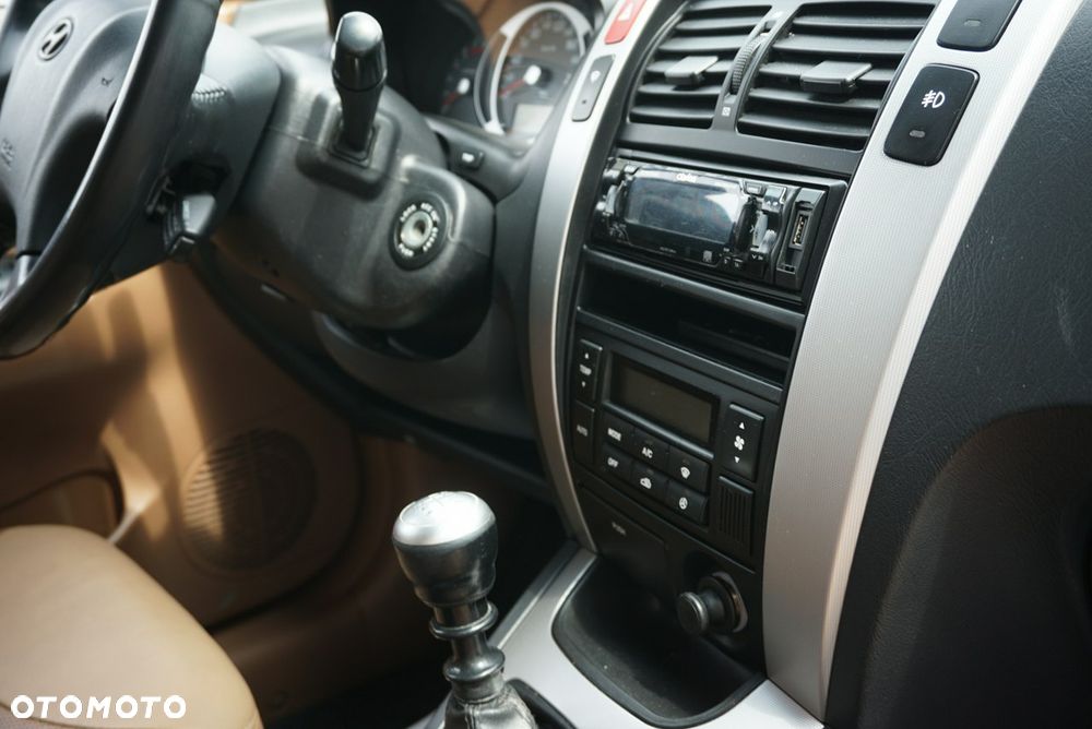 Hyundai Tucson 2.0 CRDi VGT 4WD GLS - 13