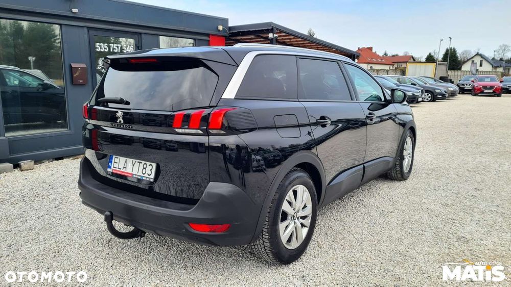 Peugeot 5008 - 32