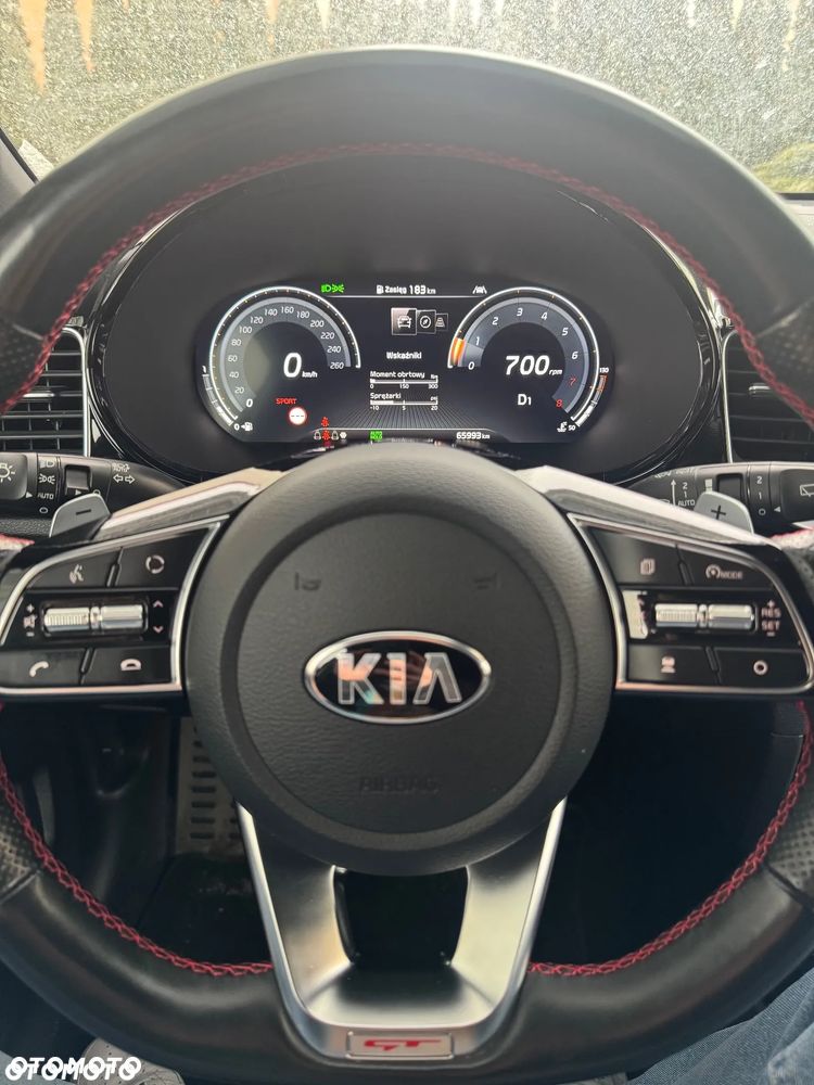Kia Ceed - 13