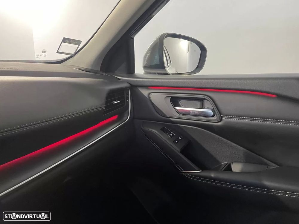Nissan Qashqai 1.3 DIG-T N-Connecta LED Xtronic - 33