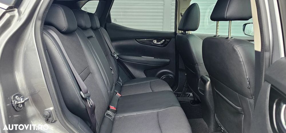 Nissan Qashqai 1.6 DCI Xtronic TEKNA - 12