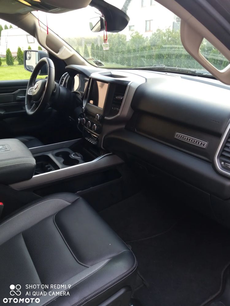 Dodge RAM 1500 5.7 4x4 - 8