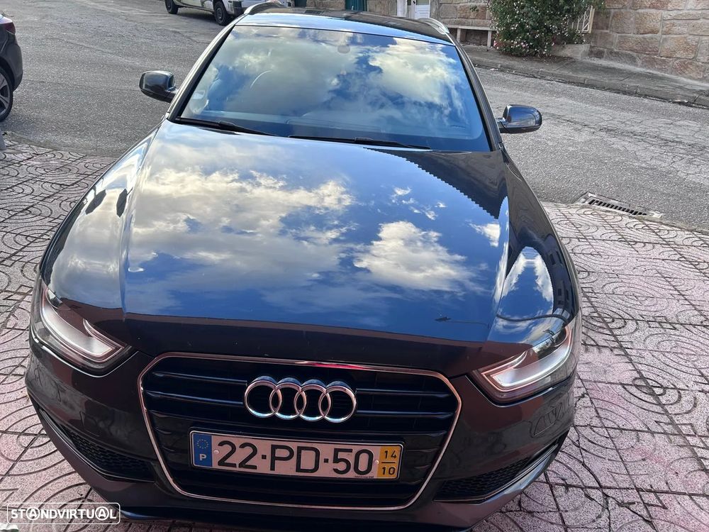 Audi A4 Avant 2.0 TDI Business Line Sport - 1