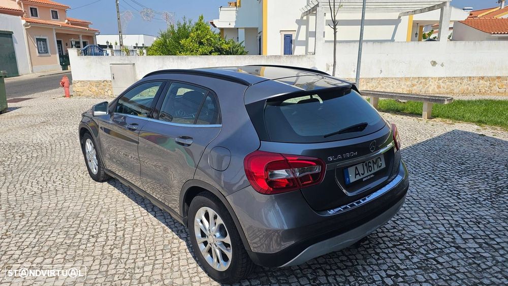 Mercedes-Benz GLA 180 CDI Urban - 4