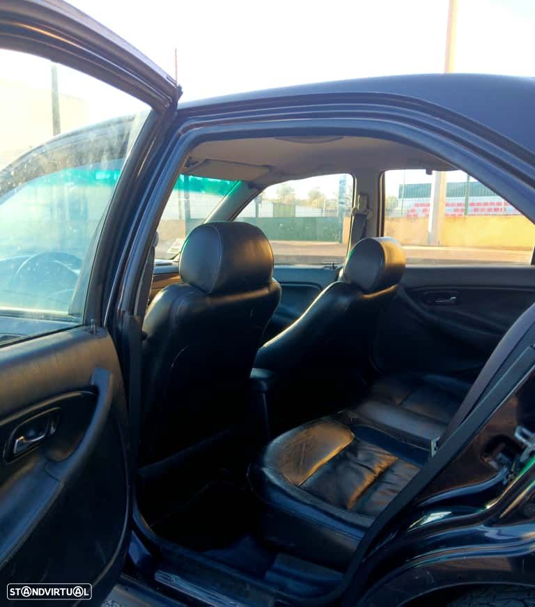 Honda Civic 1.6i ES - 3