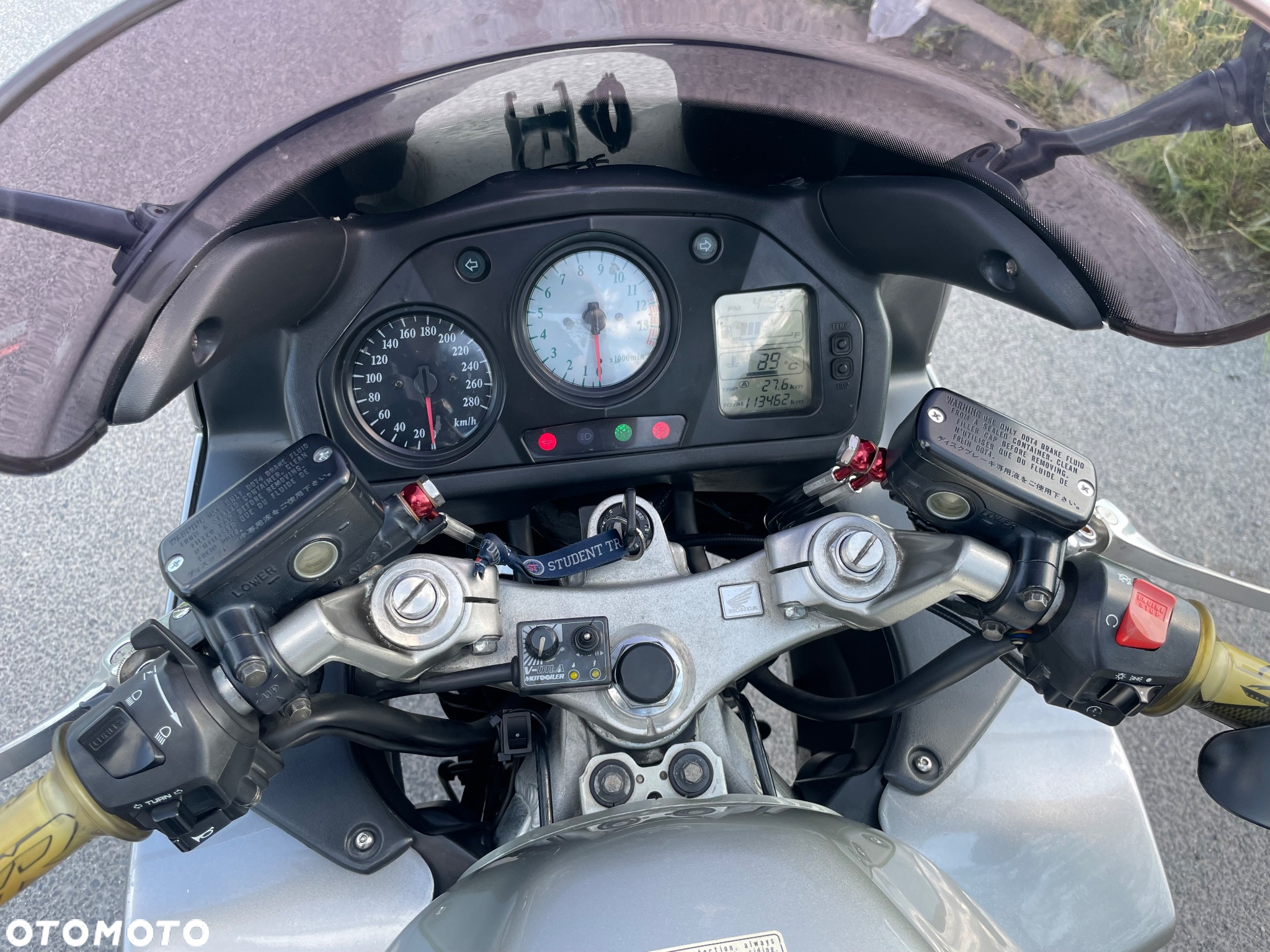 Honda VFR - 9