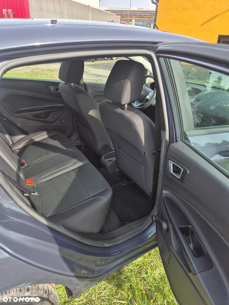 Ford Fiesta 1.0 Trend EU6 - 8