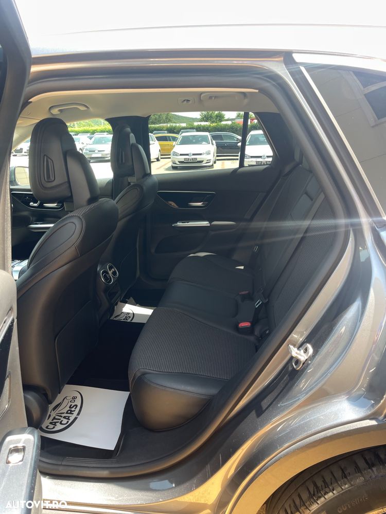 Mercedes-Benz GLC 220 d 4Matic 9G-TRONIC Edition Avantgarde - 28