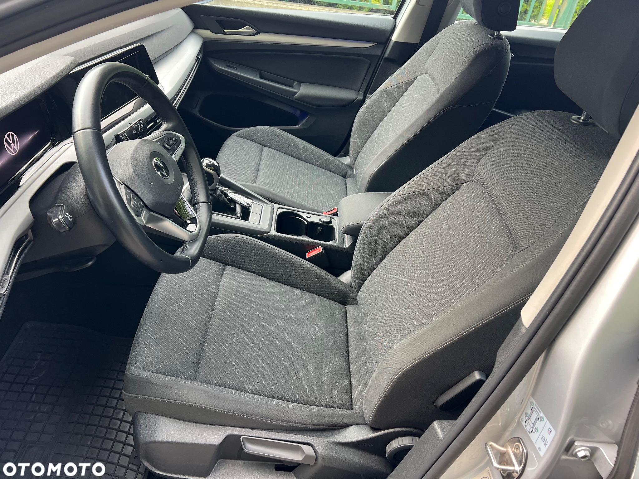 Volkswagen Golf VIII 1.5 TSI EVO Life - 16