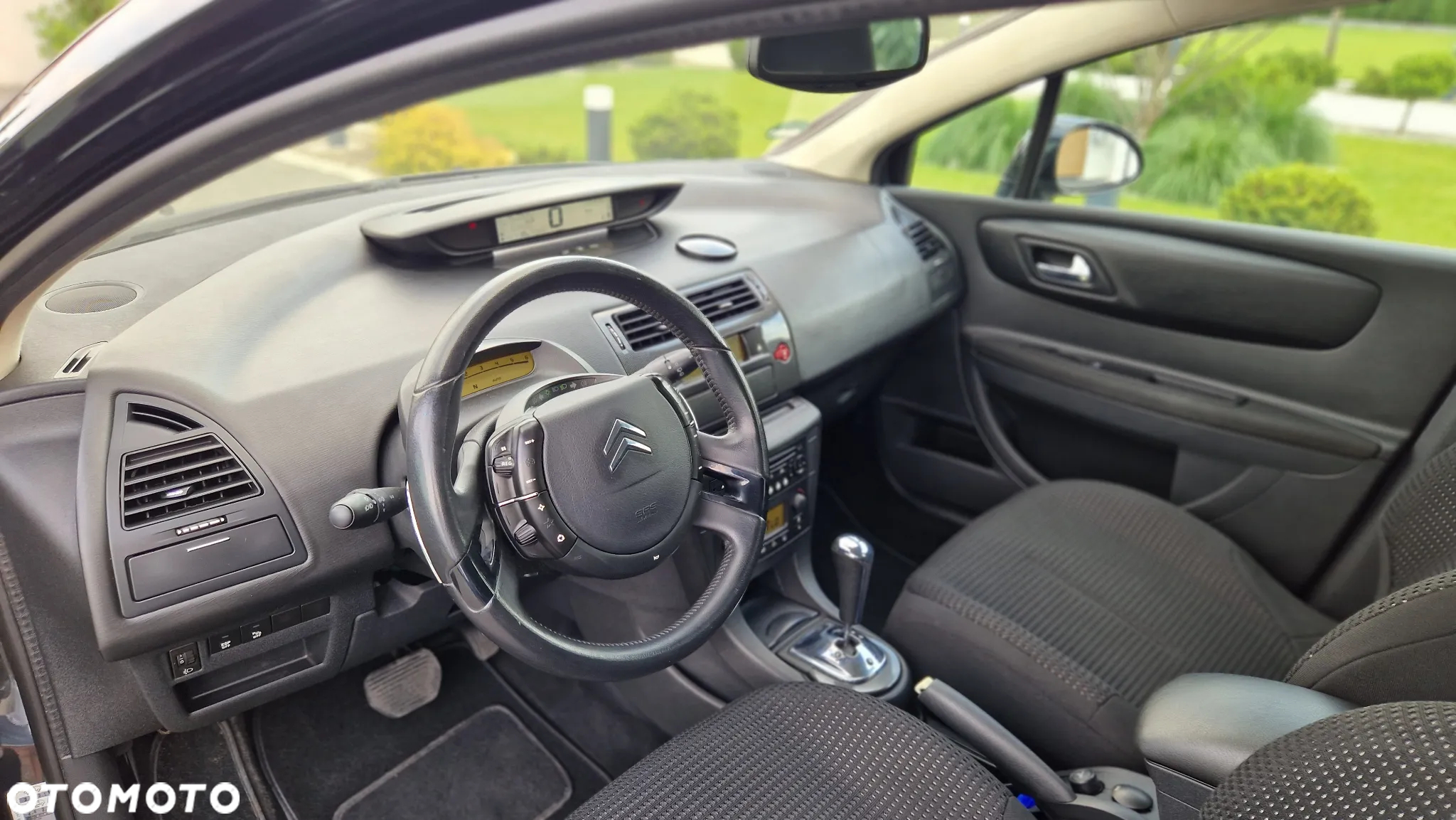Citroën C4 1.6 HDi FAP EGS6 Exclusive - 9
