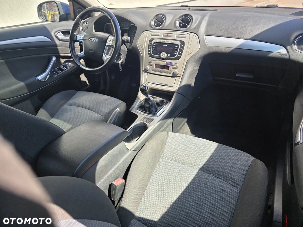 Ford Mondeo 2.0 TDCi EConetic - 9