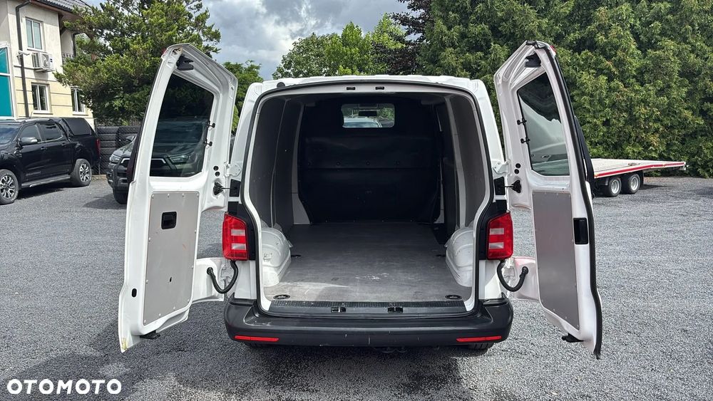 Volkswagen Transporter T6 - 6