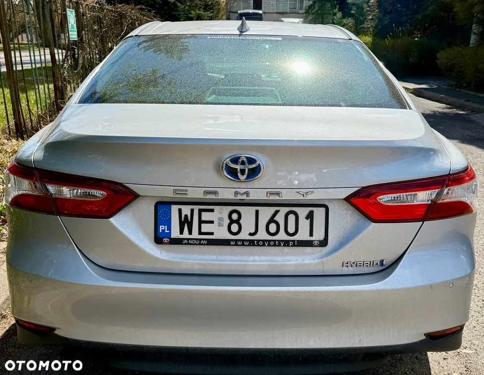 Toyota Camry 2.5 Hybrid Comfort CVT - 3