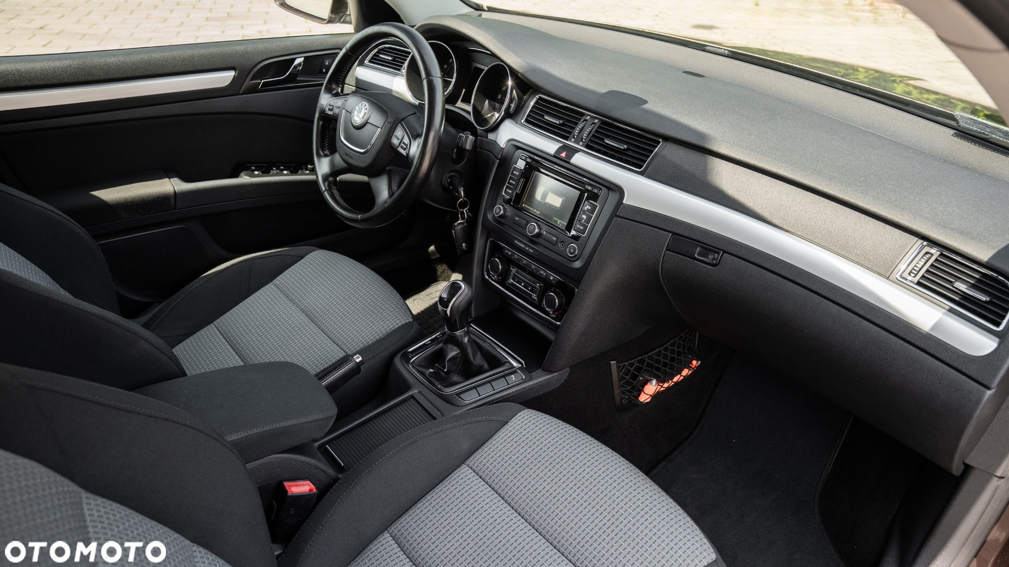 Skoda Superb Combi 1.6 TDI GreenLine - 23