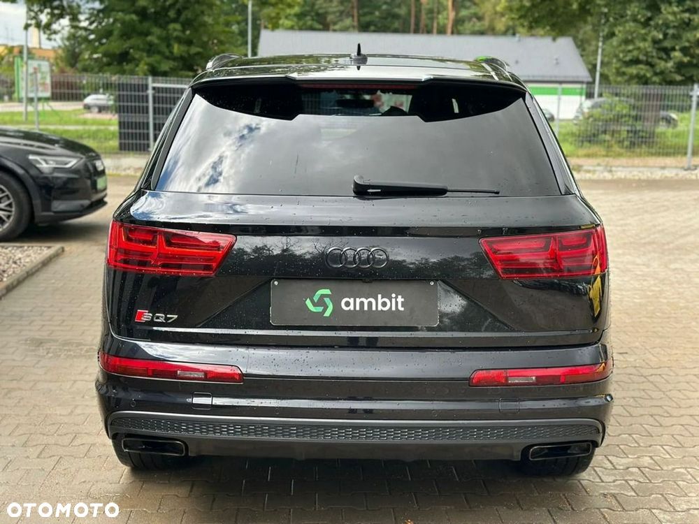 Audi Q7 - 7