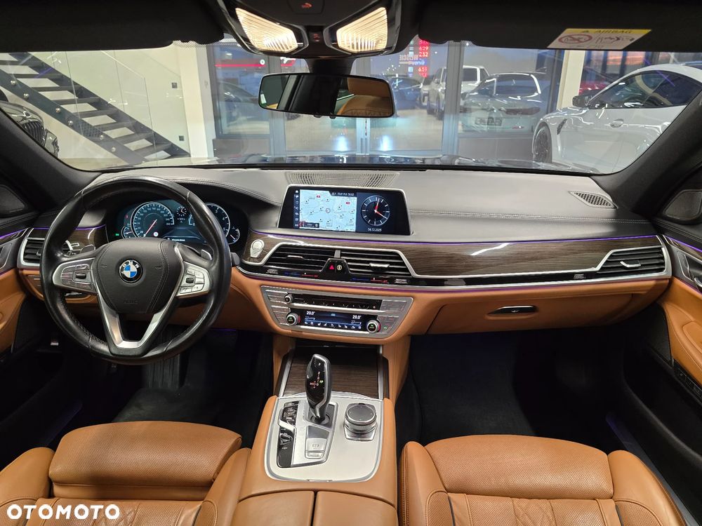 BMW Seria 7 730d xDrive - 17