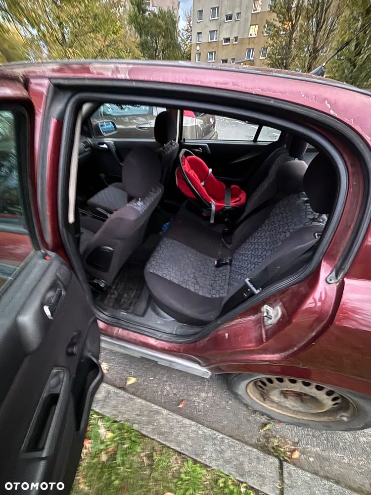 Opel Astra 1.6 - 7