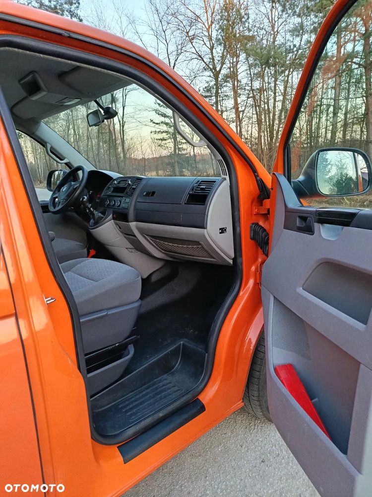 Volkswagen Transporter - 7