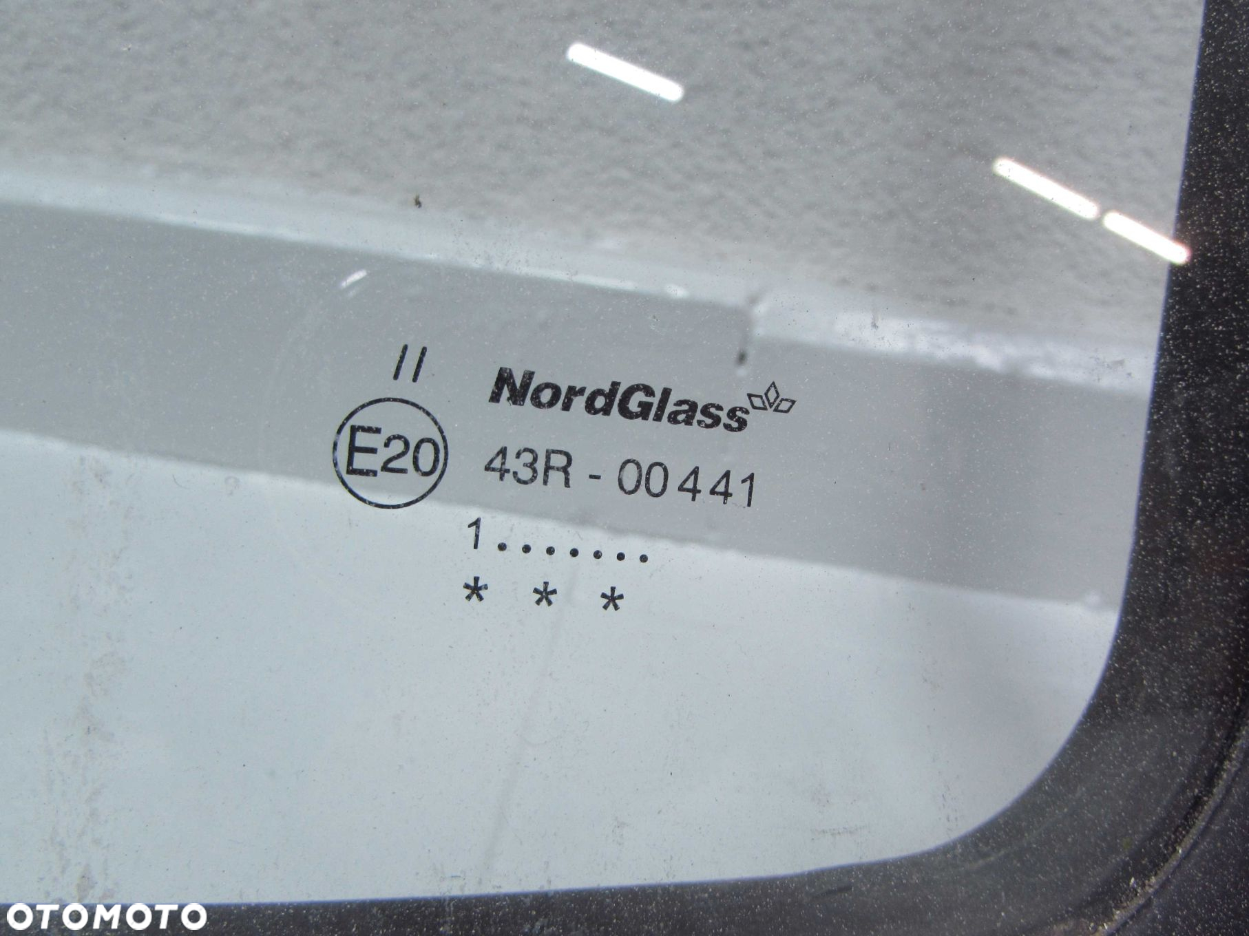 MITSUBISHI CANTER FUSO 7C 9C SZYBA CZOLOWA PRZOD SZEROKA 178 CM 13-22 - 4
