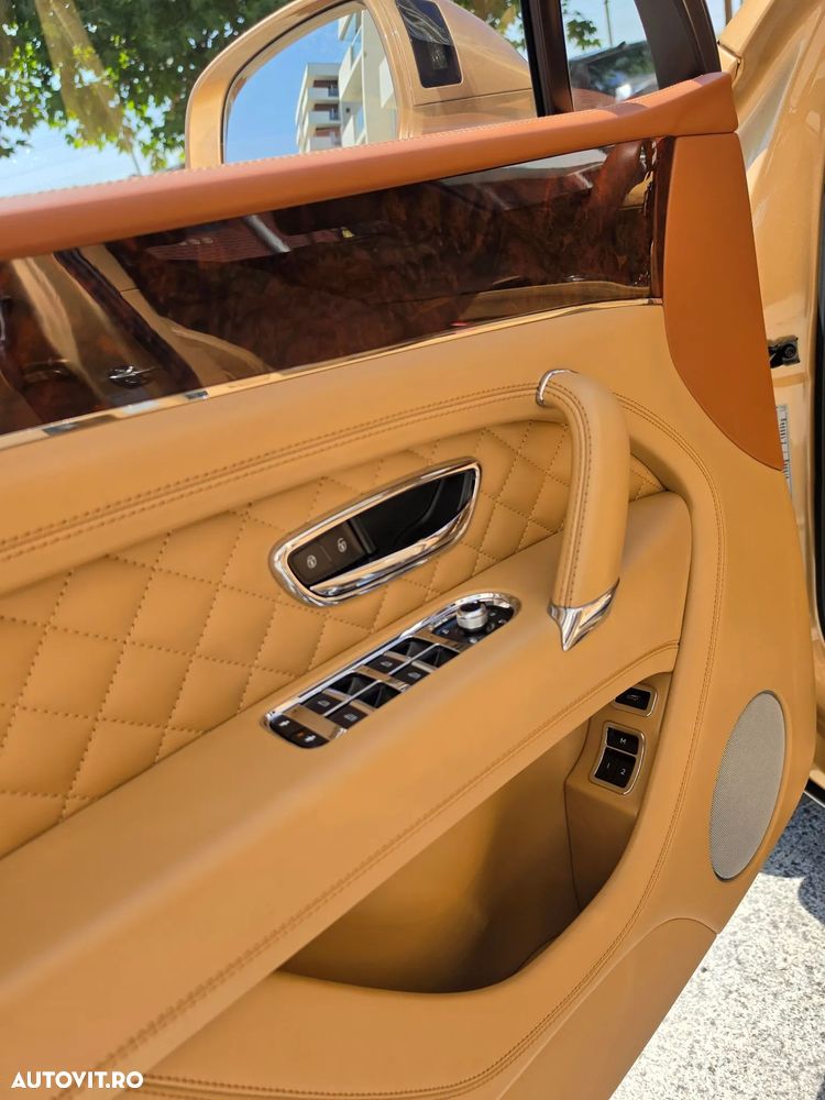 Bentley Bentayga - 10