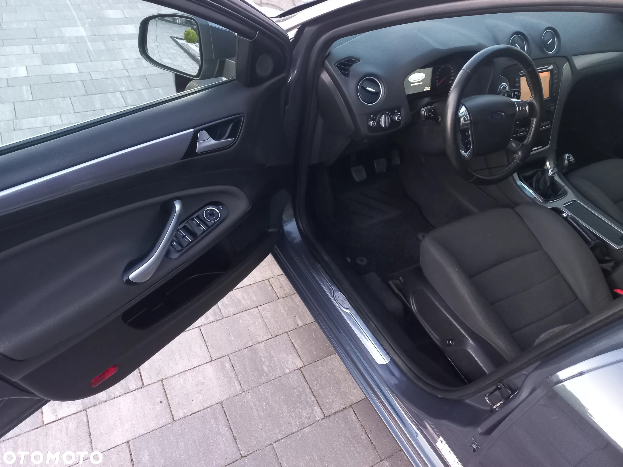 Ford Mondeo 1.6 TDCi Titanium - 21