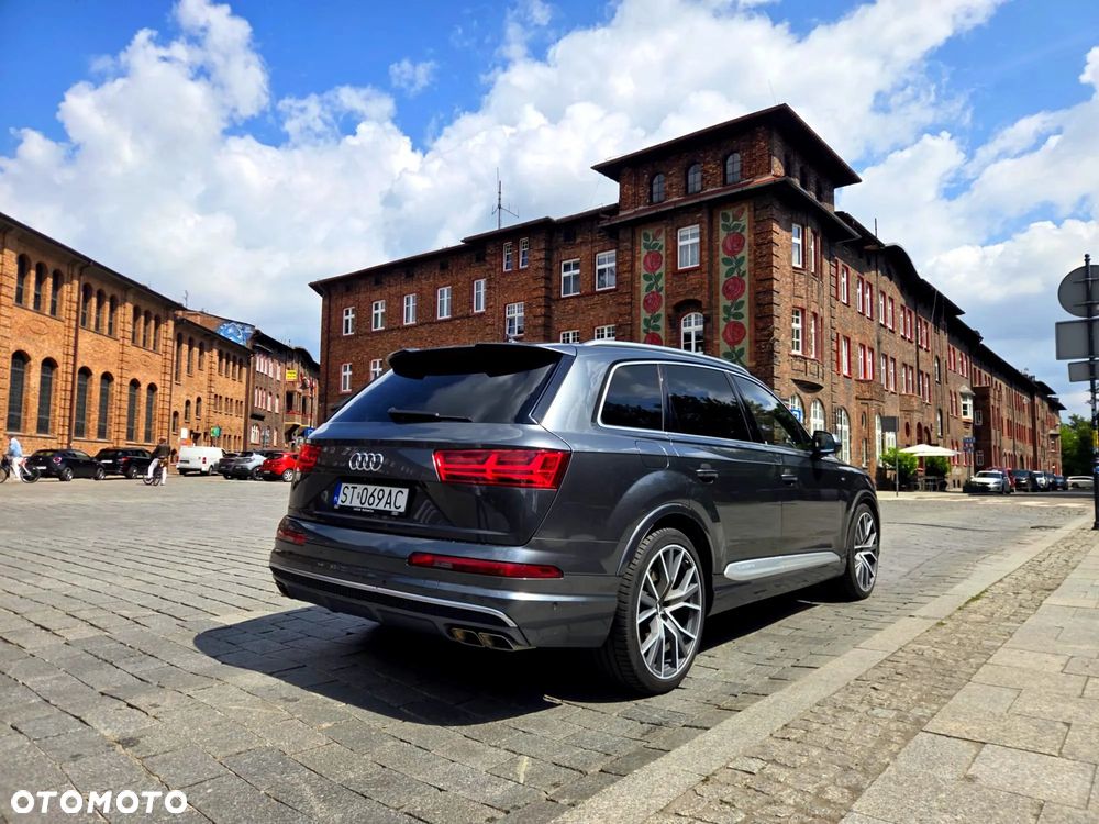 Audi SQ7 - 13