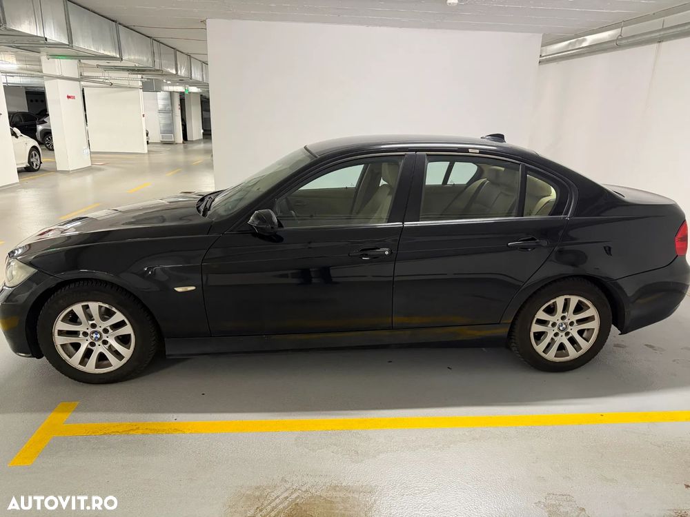 BMW Seria 3 318d - 2