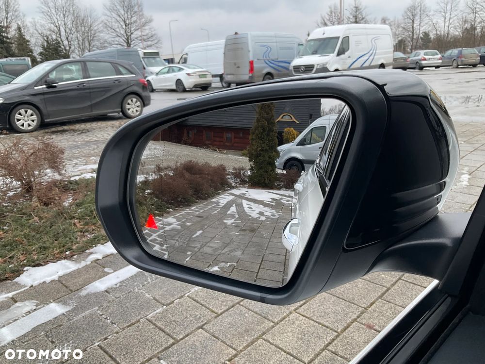 Mercedes-Benz GLB AMG 35 4-Matic - 18