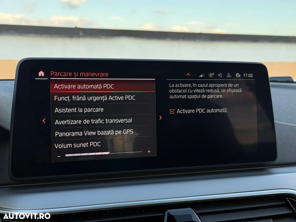 BMW Seria 5 530e xDrive Touring Aut. Luxury Line - 38