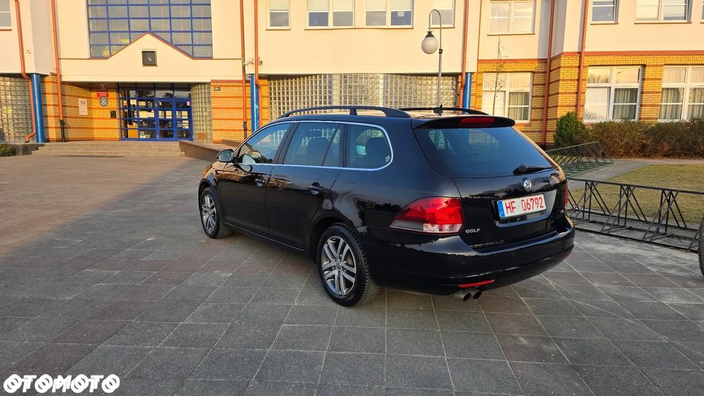 Volkswagen Golf - 37