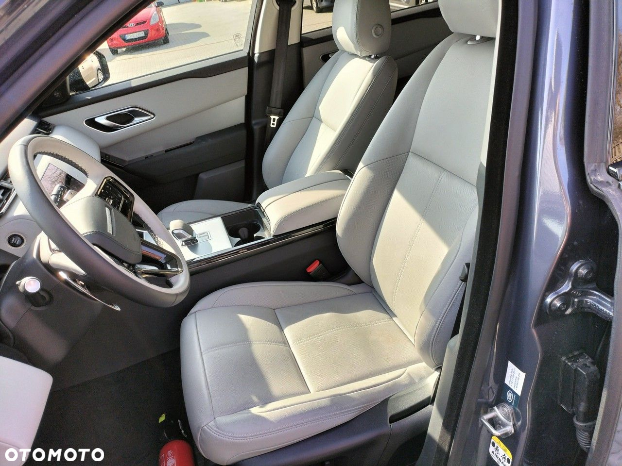 Land Rover Range Rover Velar - 12