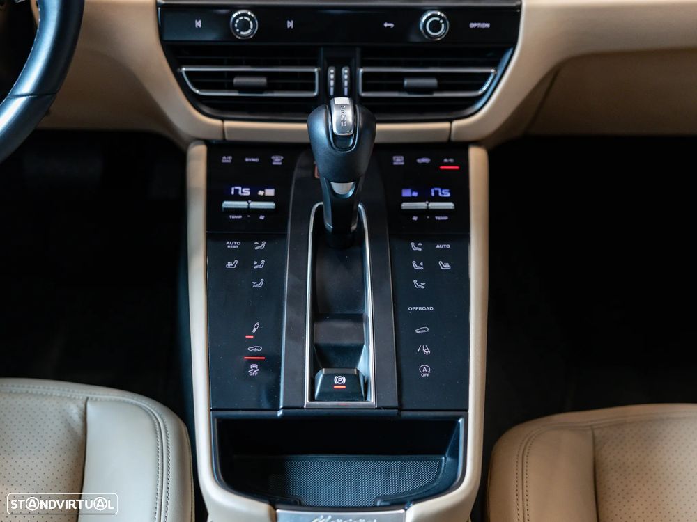 Porsche Macan T PDK - 39