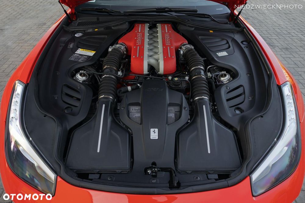 Ferrari GTC4Lusso - 29