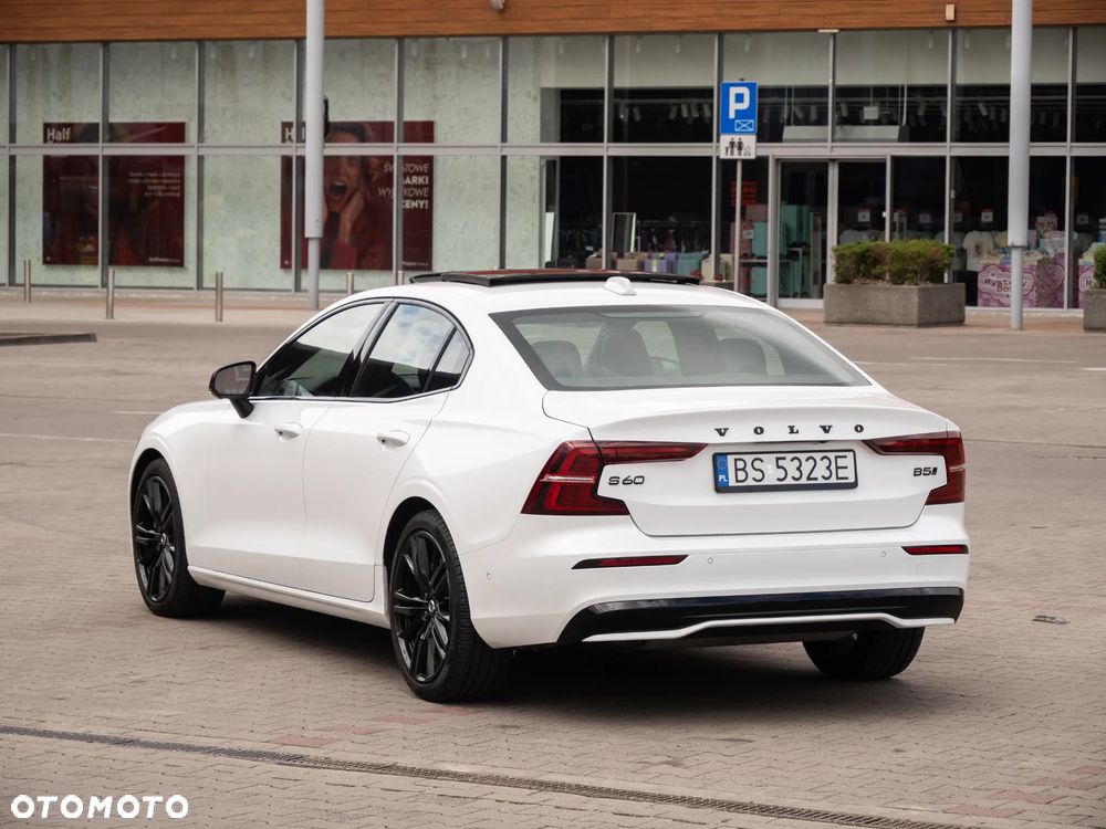 Volvo S60 B5 B AWD R-Design - 5