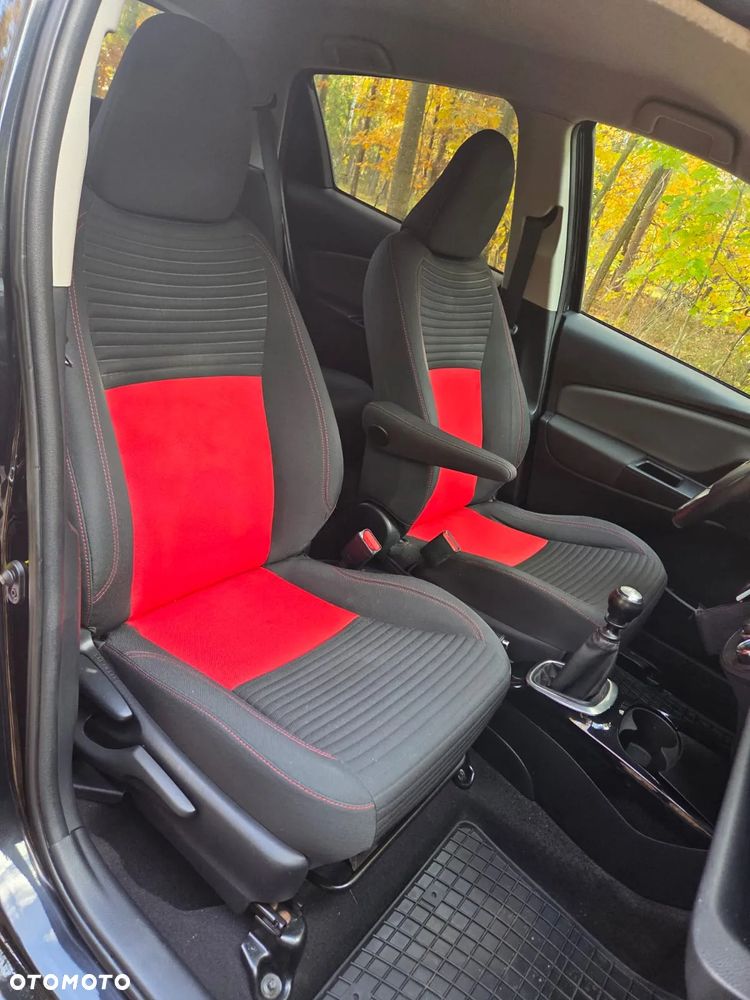 Toyota Yaris 1.33 Prestige - 32