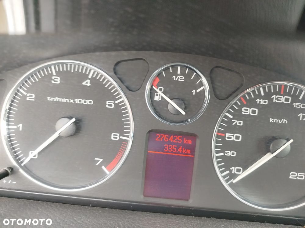 Peugeot 407 - 7