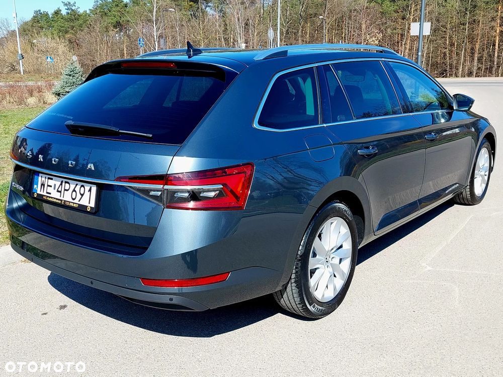 Skoda Superb 2.0 TDI SCR Ambition DSG - 11