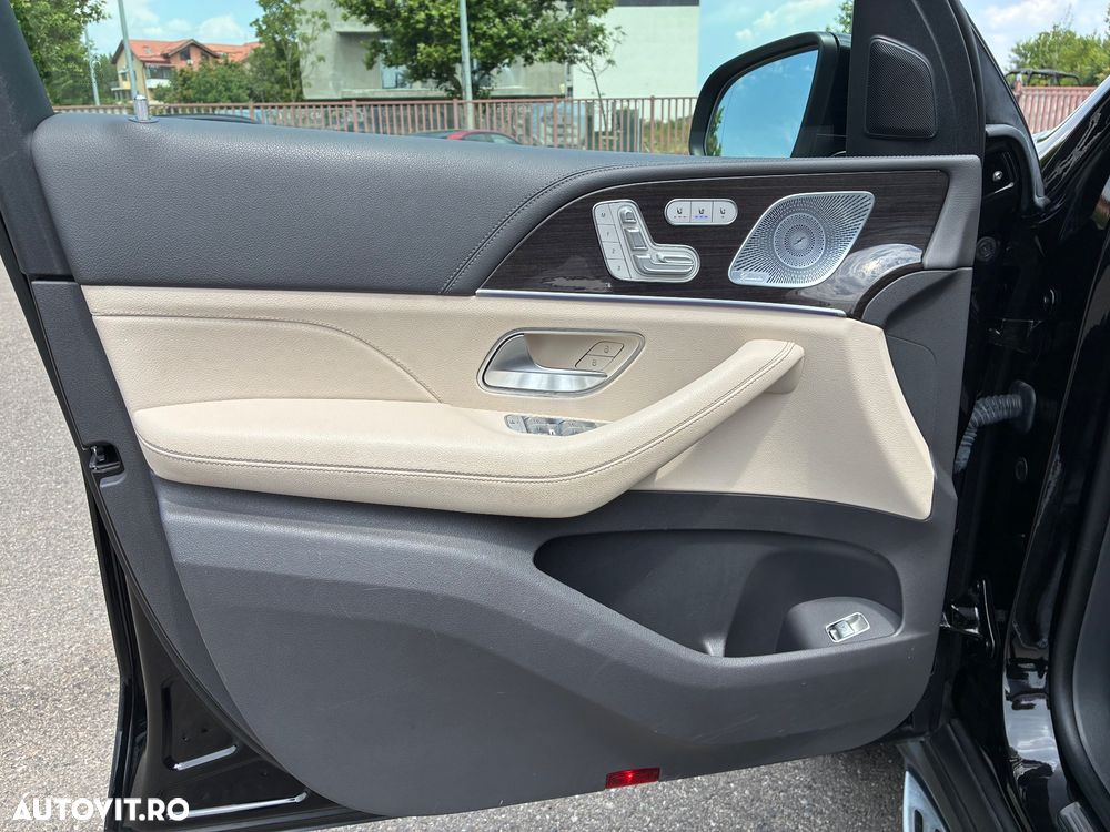 Mercedes-Benz GLS - 16