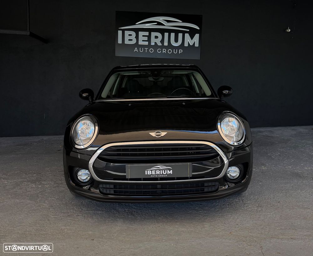 MINI Clubman Cooper Essential - 2