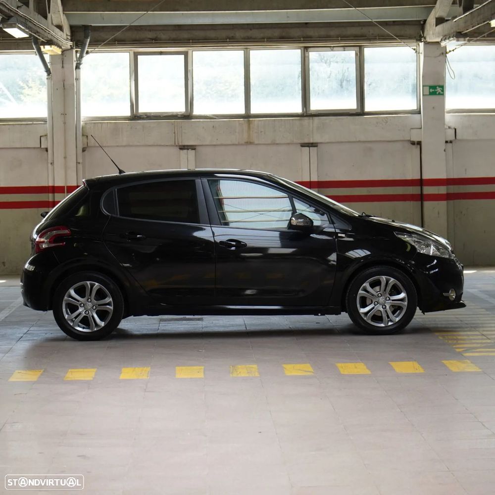 Peugeot 208 1.2 PureTech Style - 7